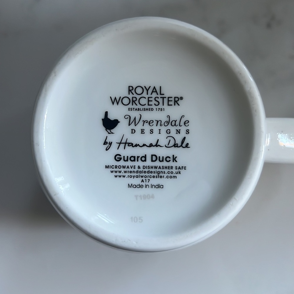 Royal Worchester mug - guard duck - Picture 3 of 3
